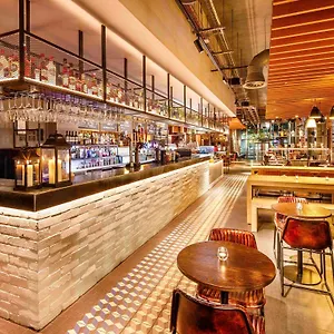 Отель Ibis Canning Town, Лондон