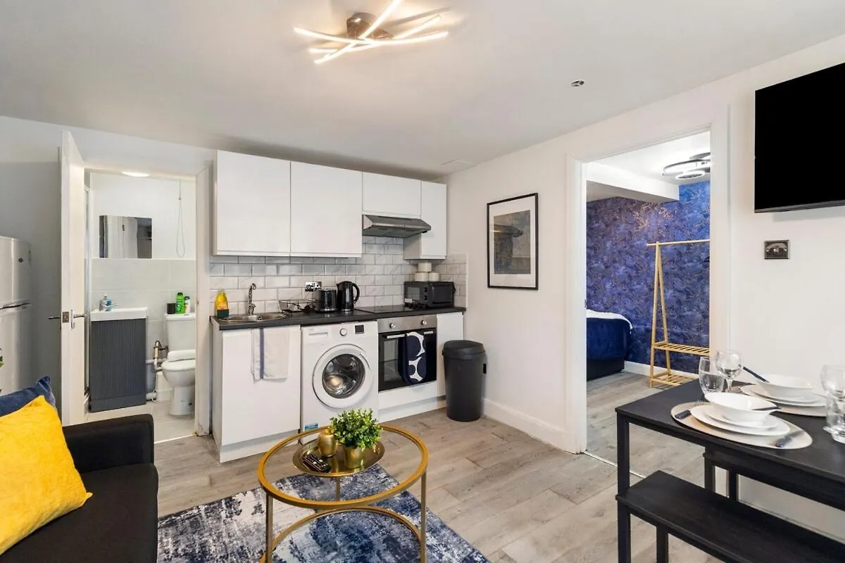 Cosy Gem Next Transport Easy Access Central London 0*,